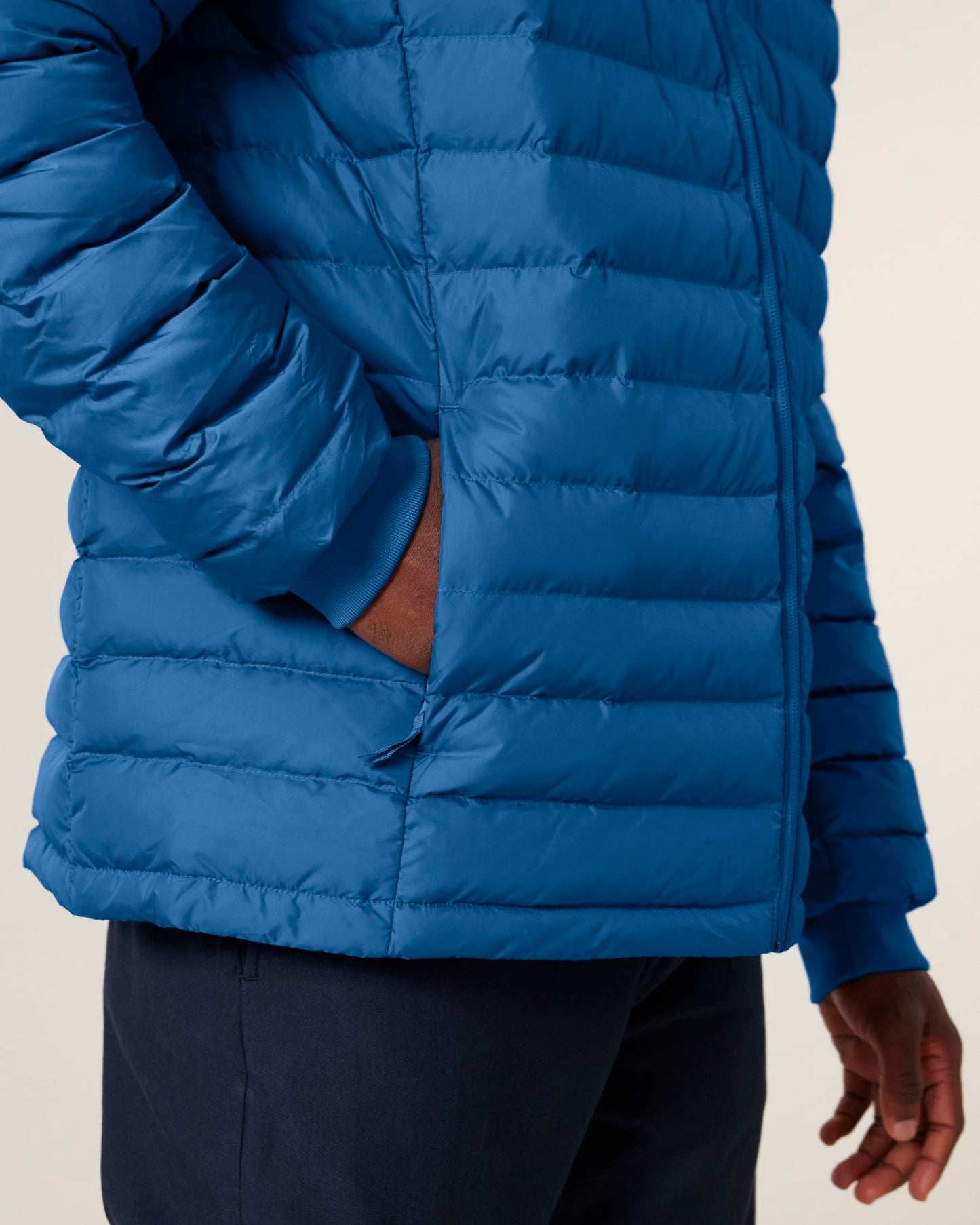 Stanley Voyager - Mindful Blue - Vorderseite Detail