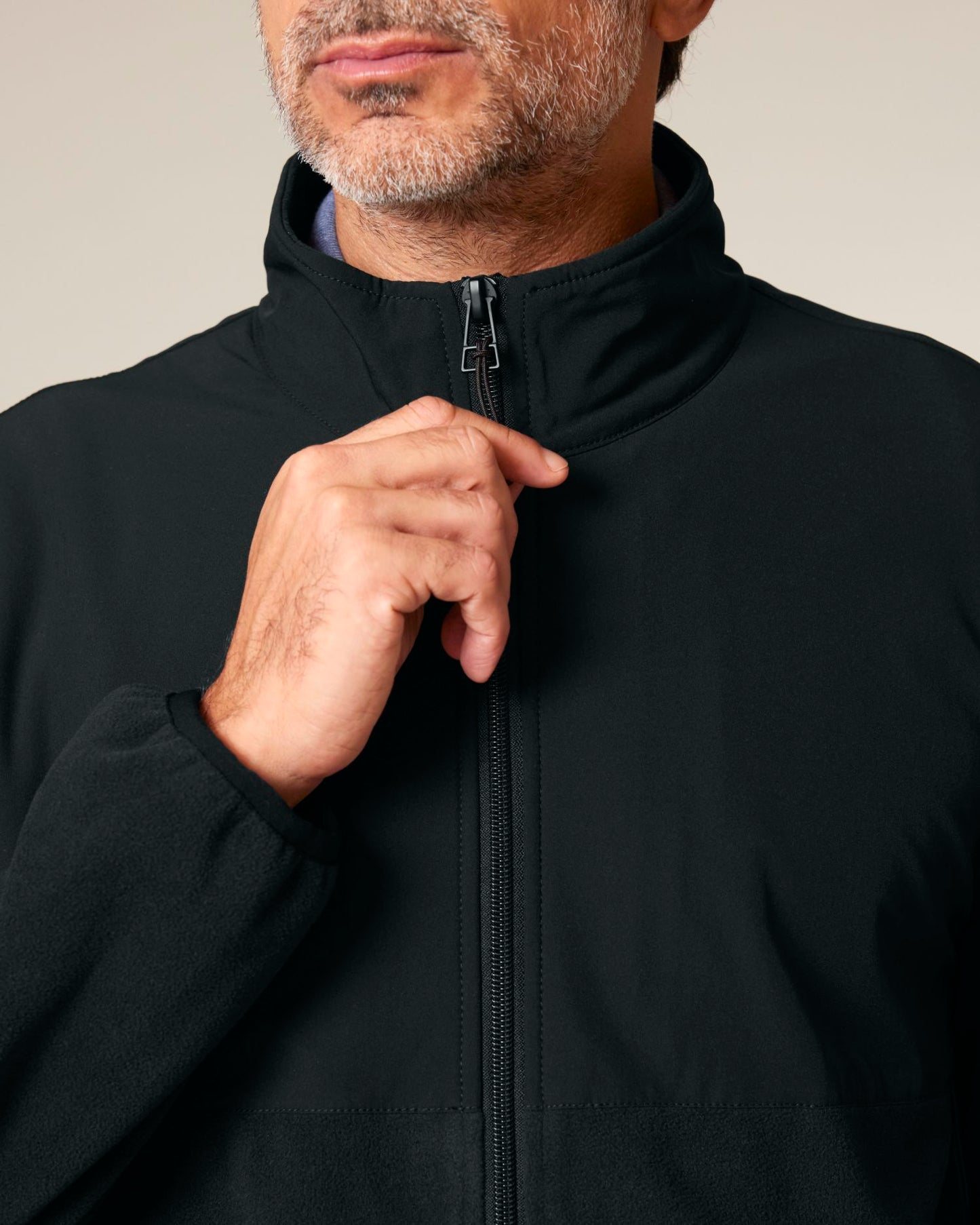 Trekker - Black - Vorderseite Detail