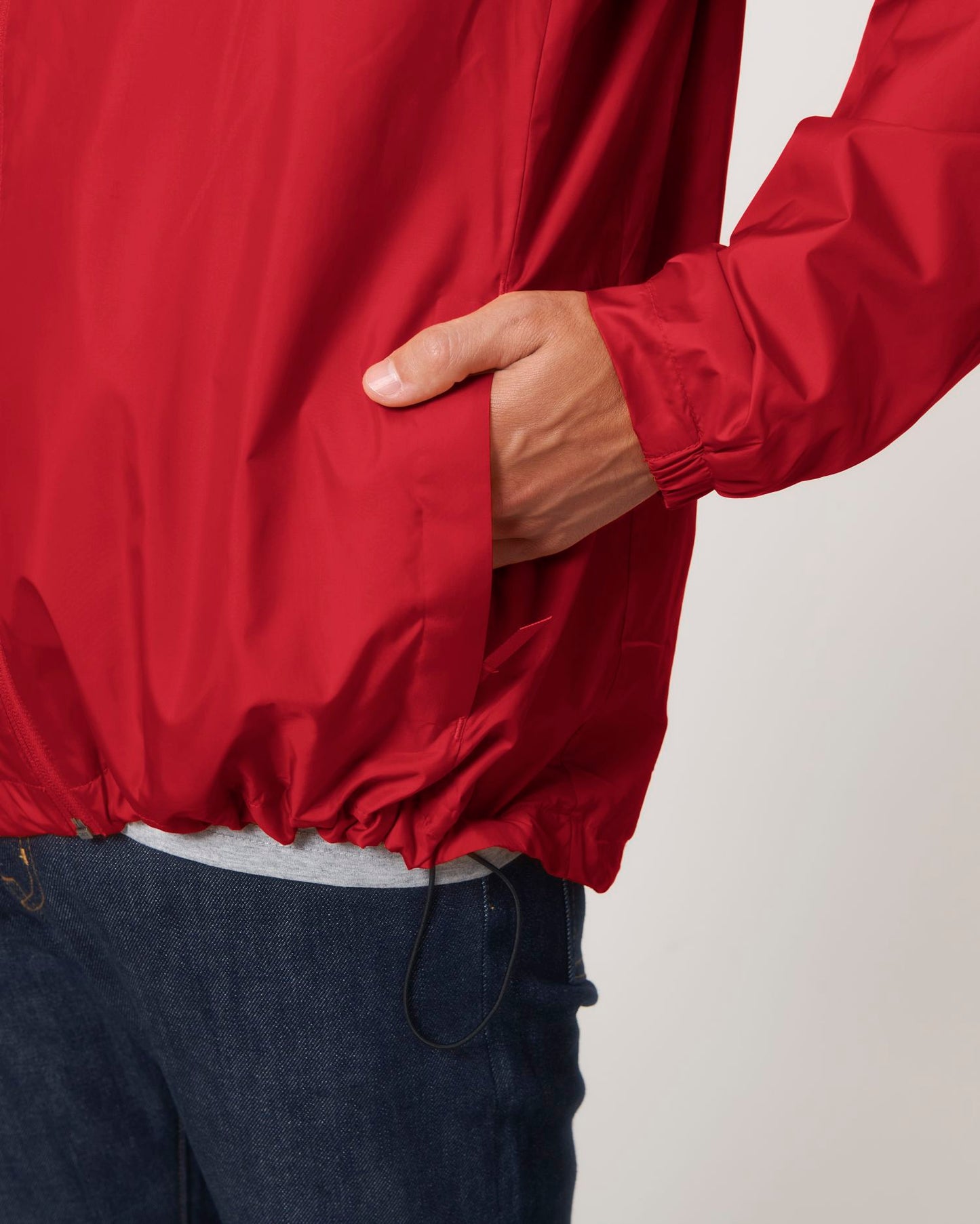 Commuter - Red - Vorderseite Detail