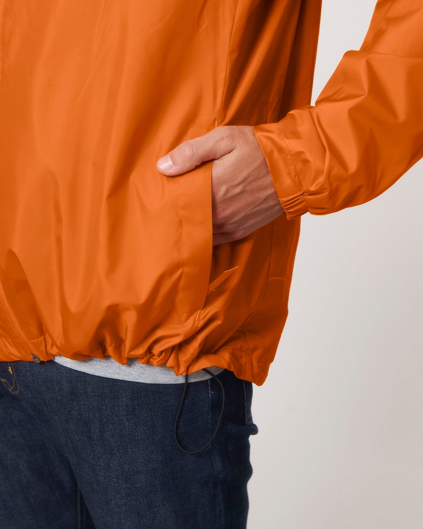 Commuter - Flame Orange - Vorderseite Detail