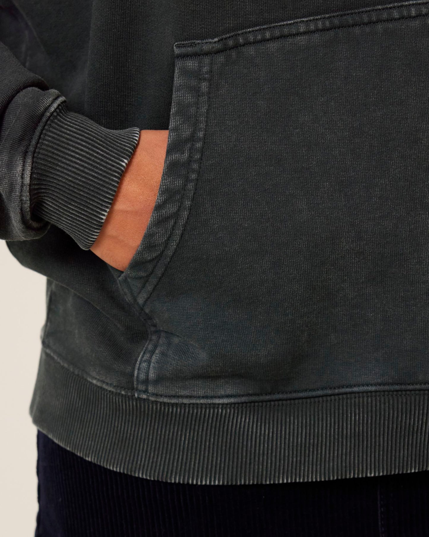 Slammer 2.0 vintage - G. Dyed Black Rock - Vorderseite Detail