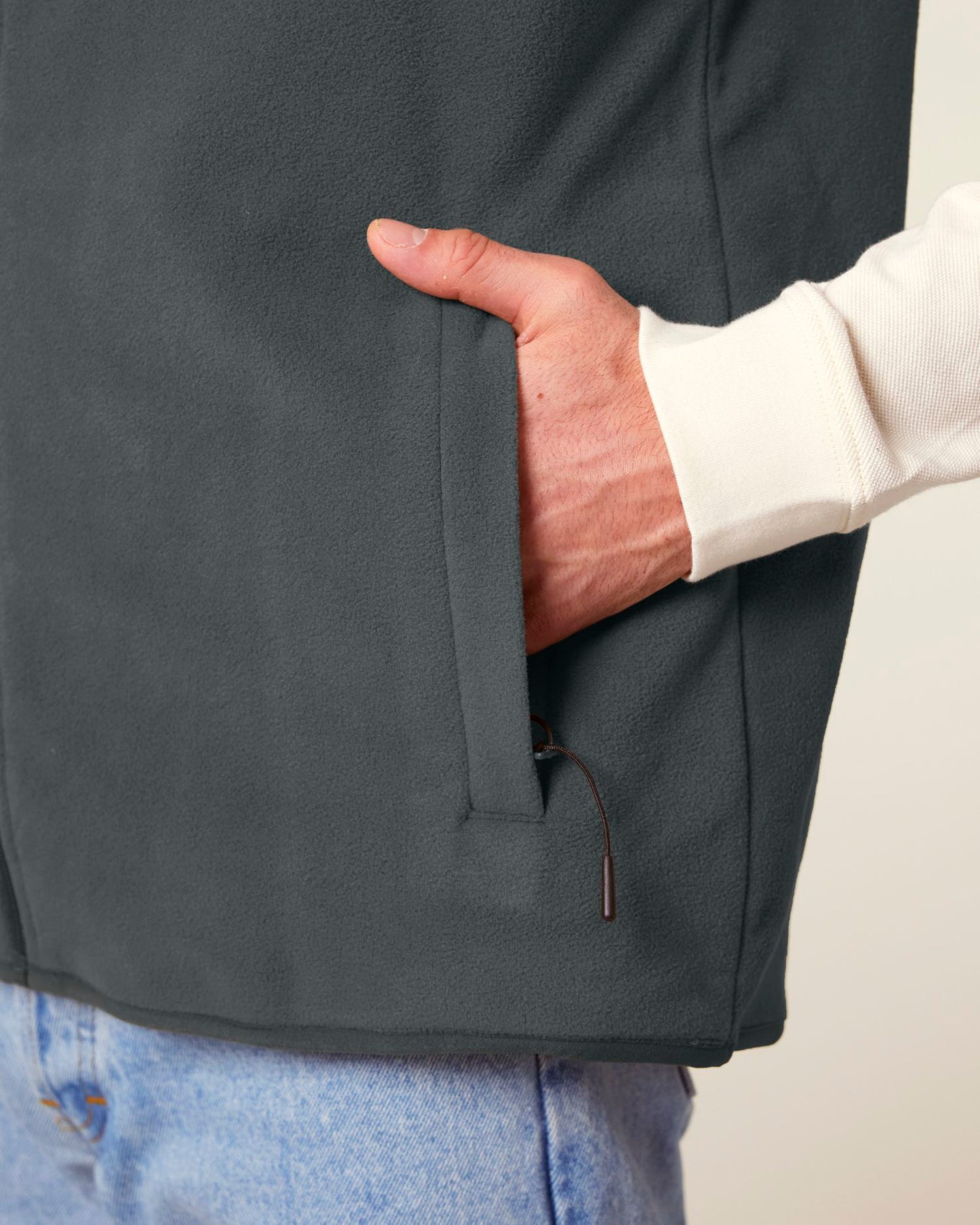 Stanley Quester - Anthracite - Vorderseite Detail