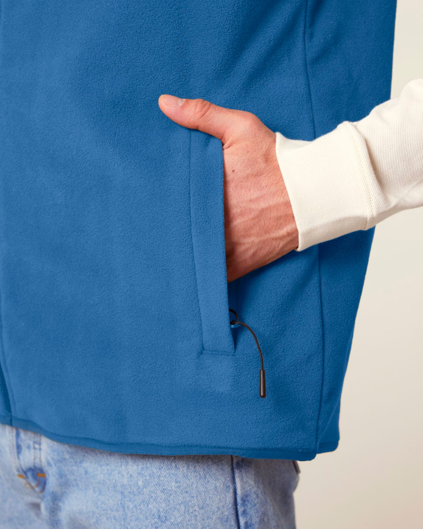 Stanley Quester - Mindful Blue - Vorderseite Detail