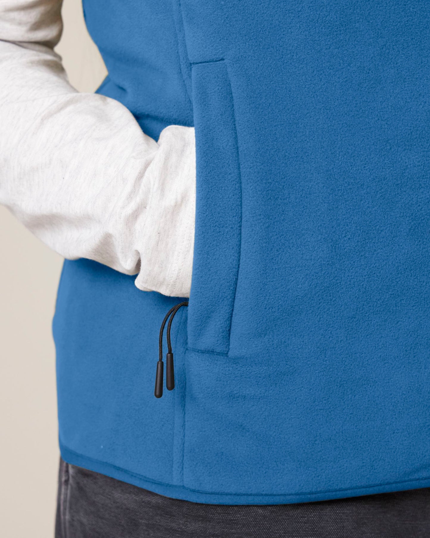 Stella Quester - Mindful Blue - Vorderseite Detail