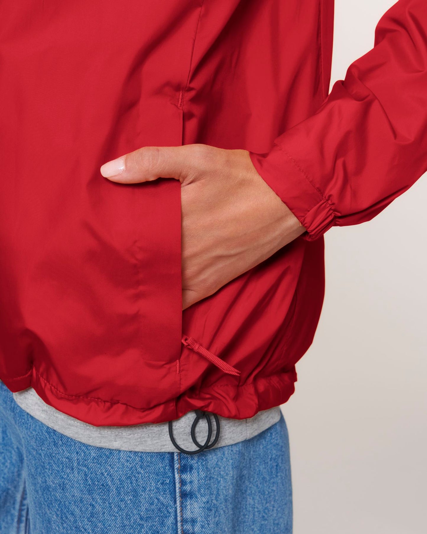 Commuter - Red - Vorderseite Detail