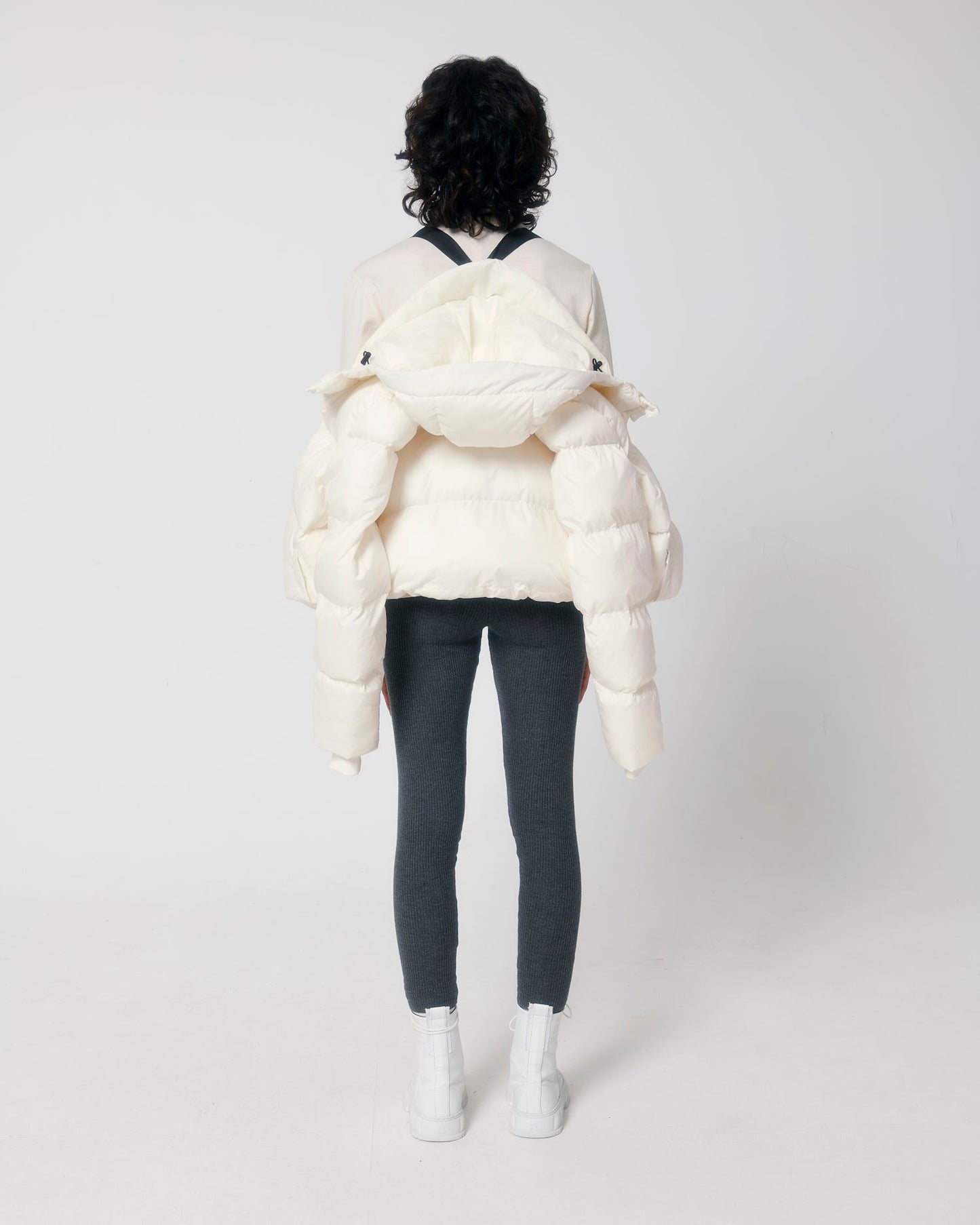 Puffer - Off White - Vorderseite Detail