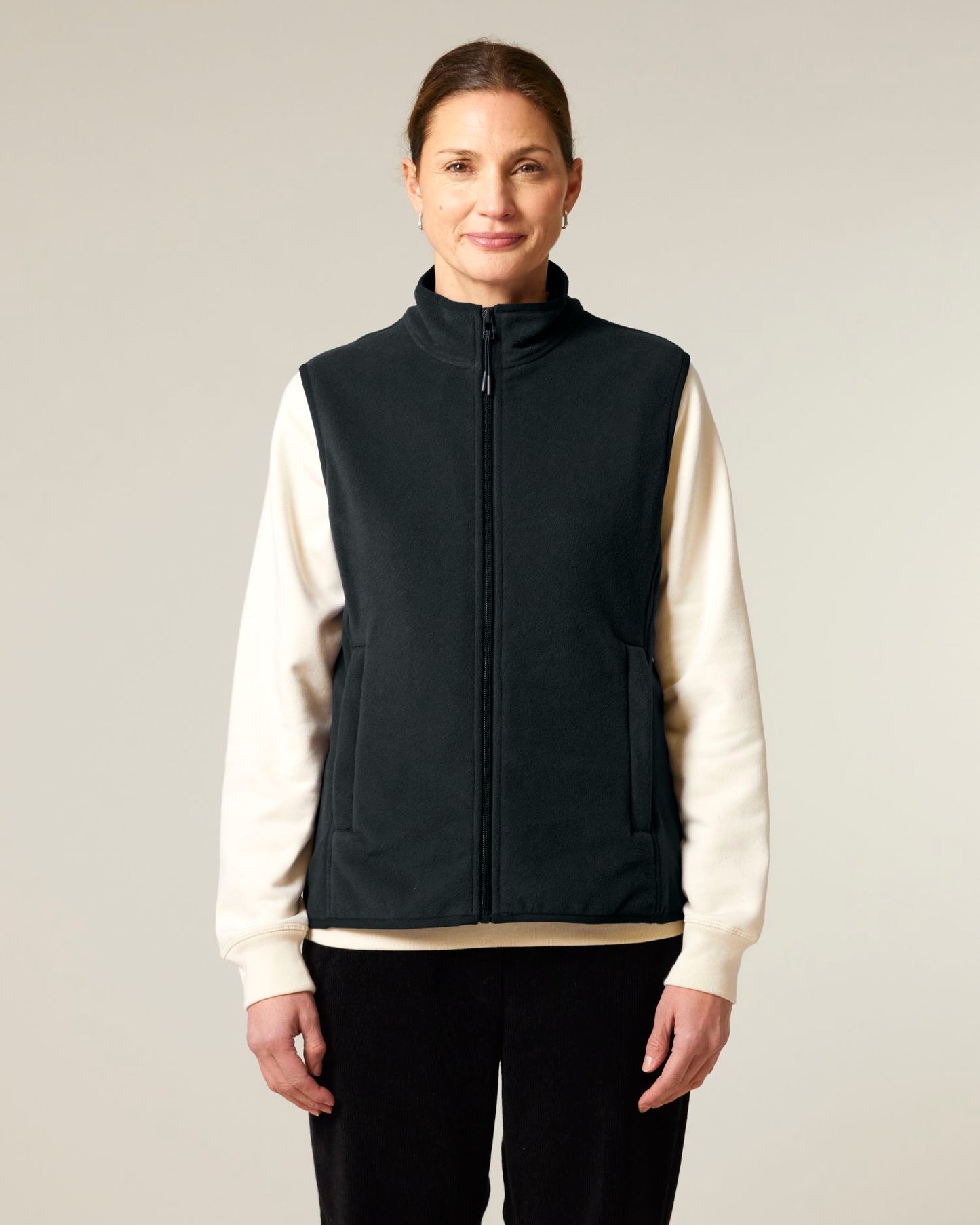 Stella Quester - Black - Vorderseite