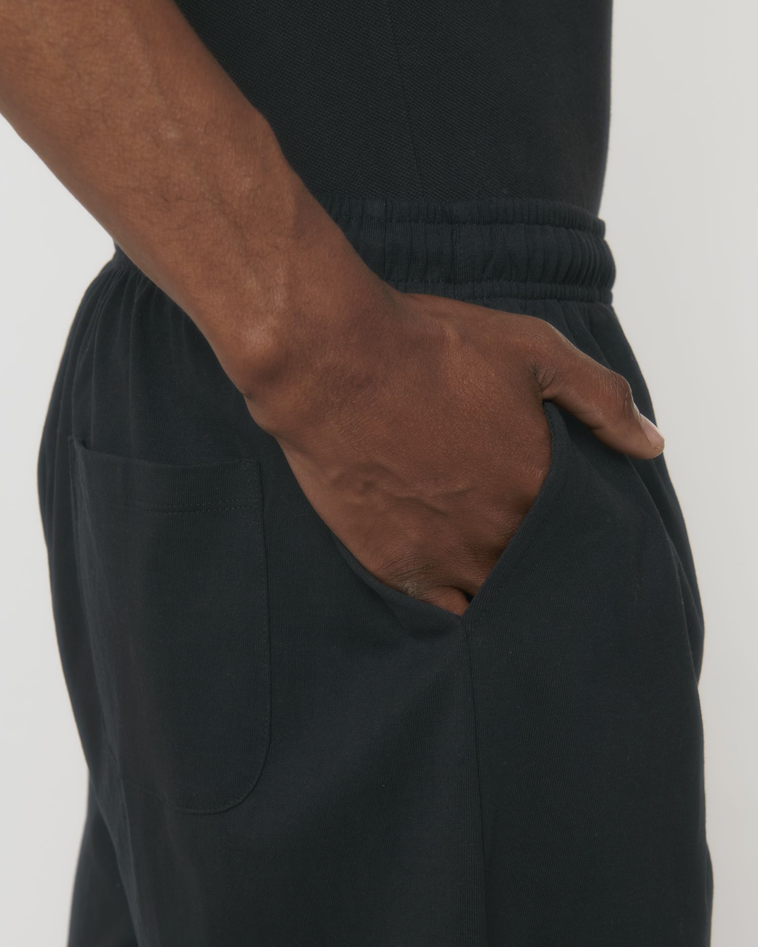 Waker - Black - Vorderseite Detail