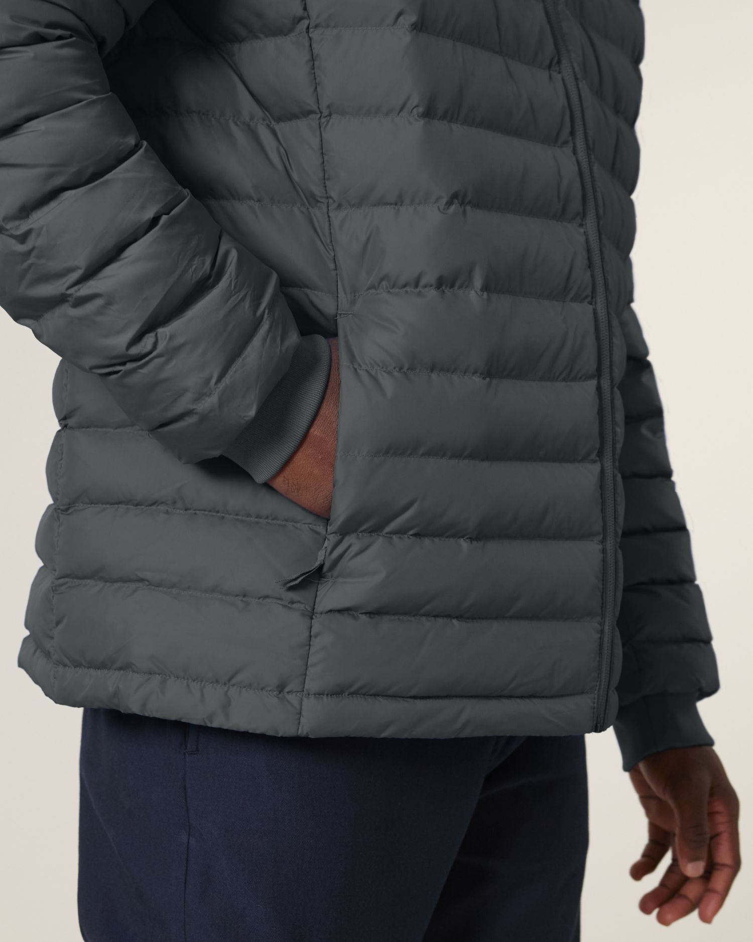 Stanley Voyager - Anthracite - Vorderseite Detail