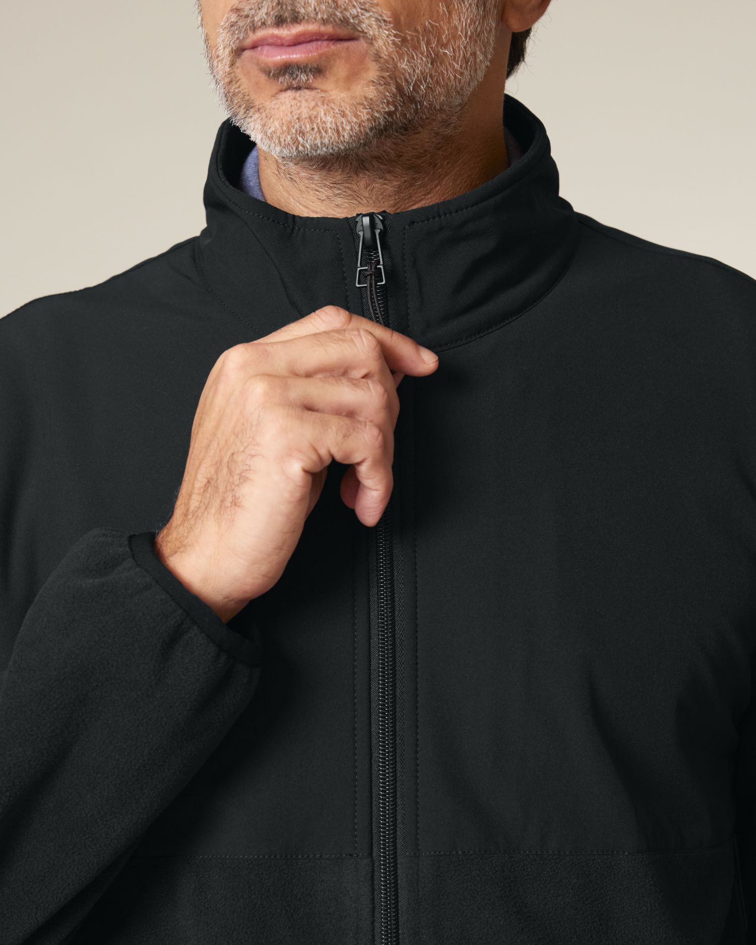 Trekker - Black - Vorderseite Detail