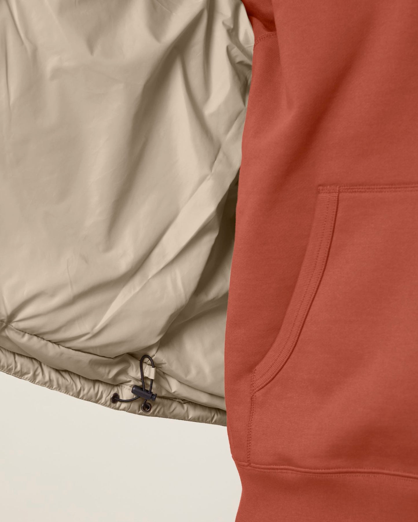 Puffer Gilet - Desert Dust - Vorderseite Detail