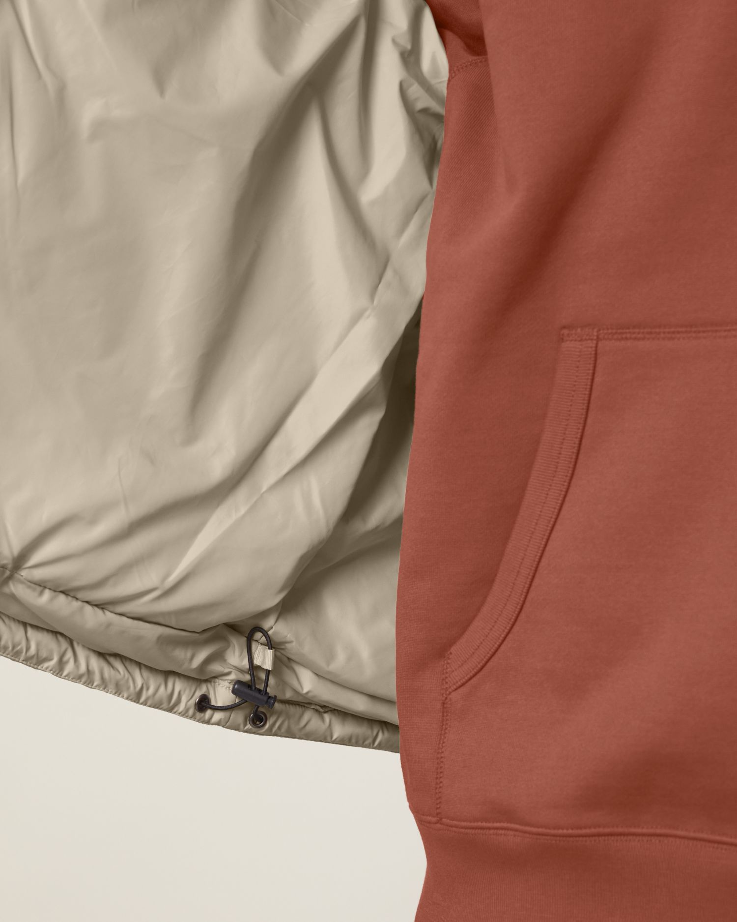 Puffer Gilet - Desert Dust - Vorderseite Detail