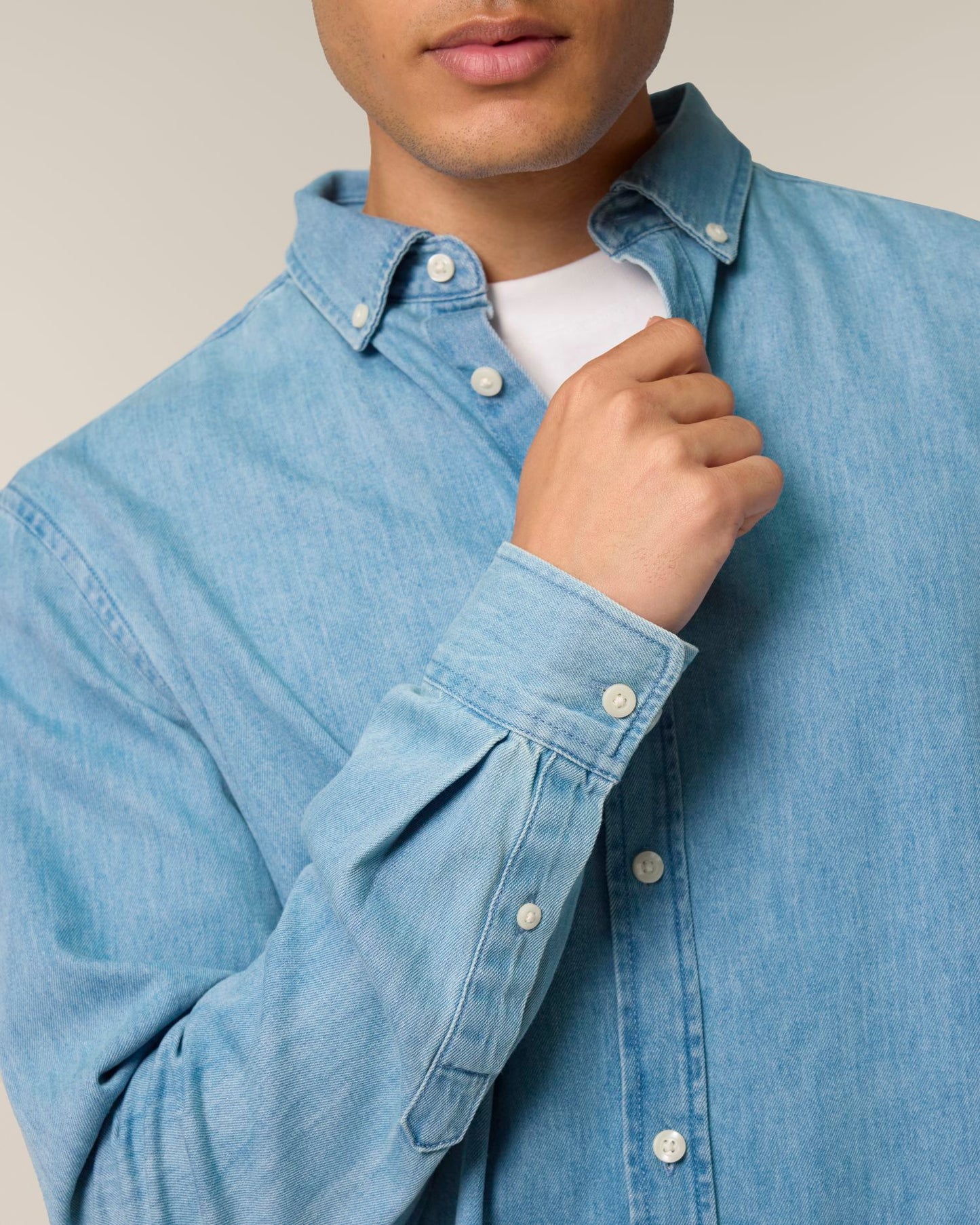Stanley Denim Shirt - Light Wash - Vorderseite Detail