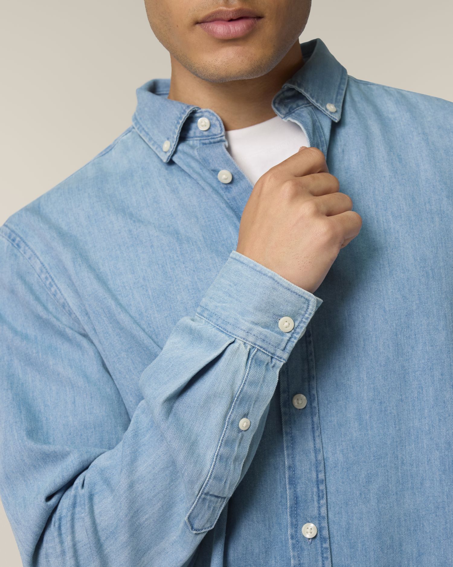 Stanley Denim Shirt - Light Wash - Vorderseite Detail