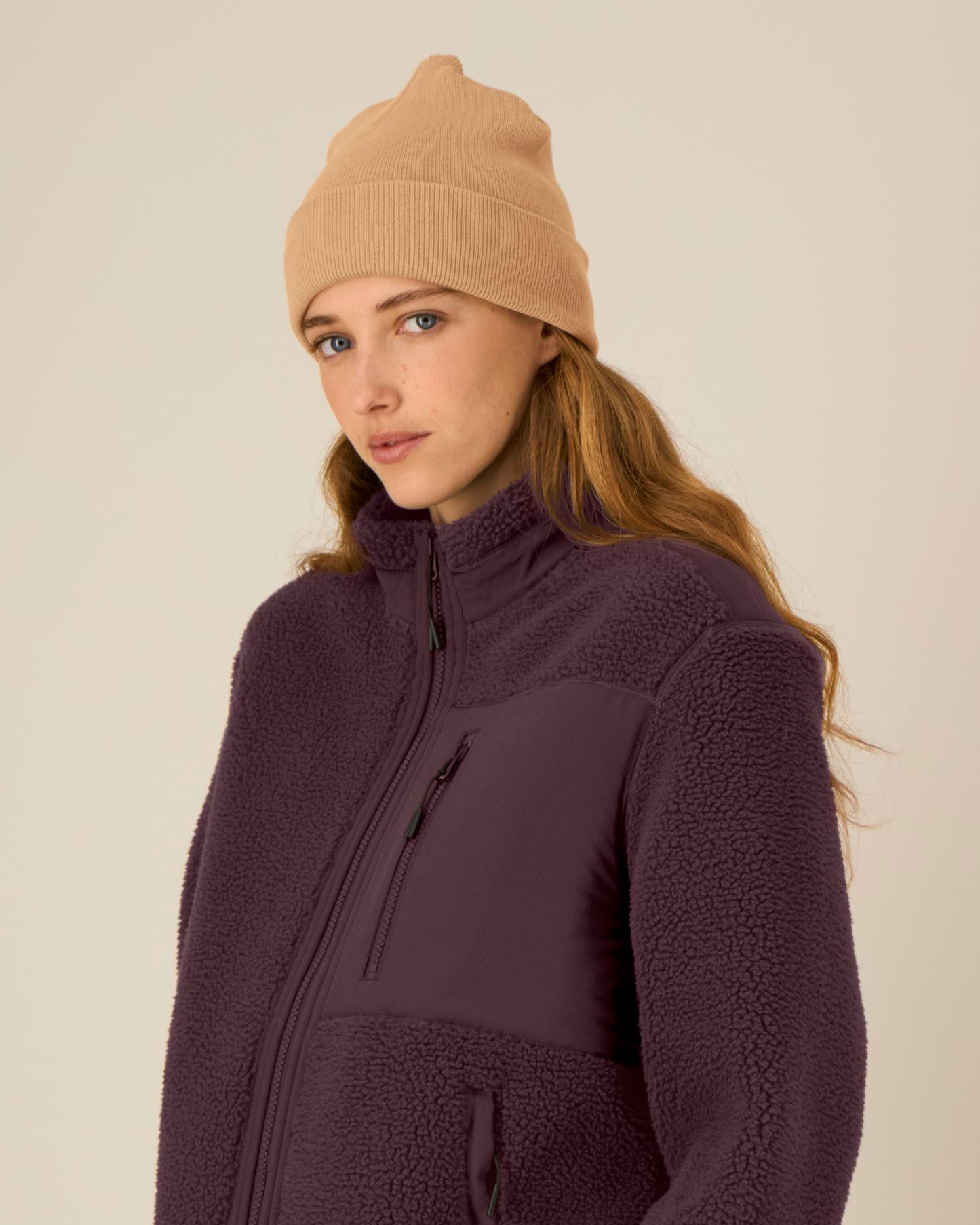 Rib Beanie - Latte - Vorderseite Detail