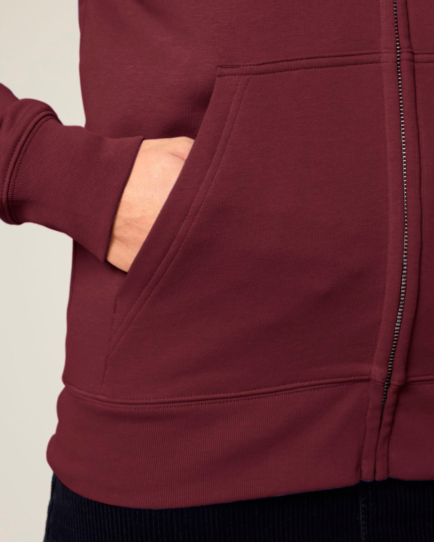 Connector 2.0 - Burgundy - Vorderseite Detail