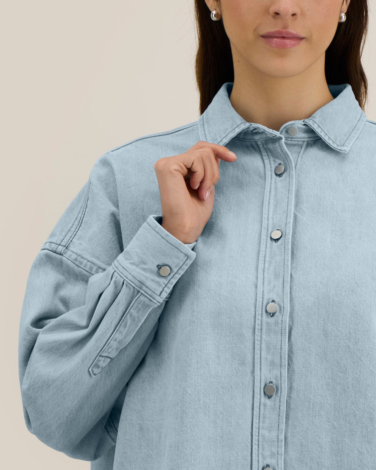 Stella Ember - Light Wash - Vorderseite Detail