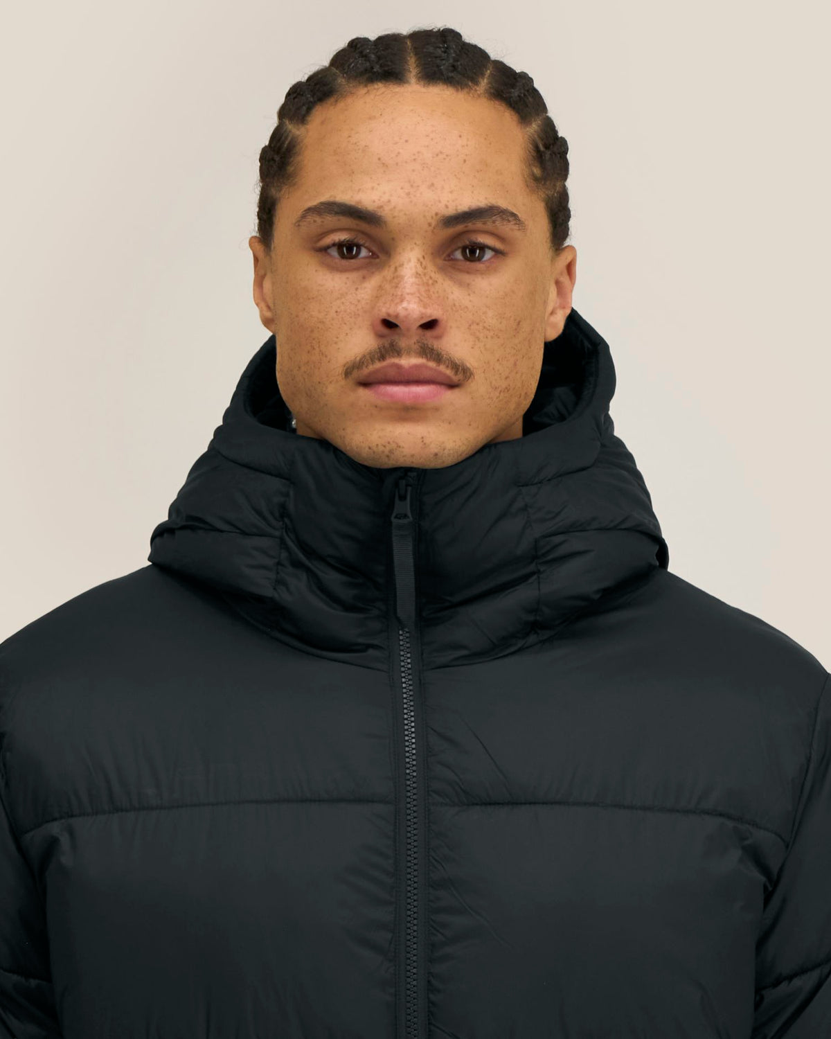 Puffer 2.0 - Black - Vorderseite Detail