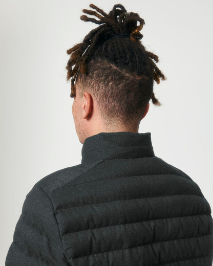 Stanley Voyager Wool-Like - Dark Heather Grey - Vorderseite Detail
