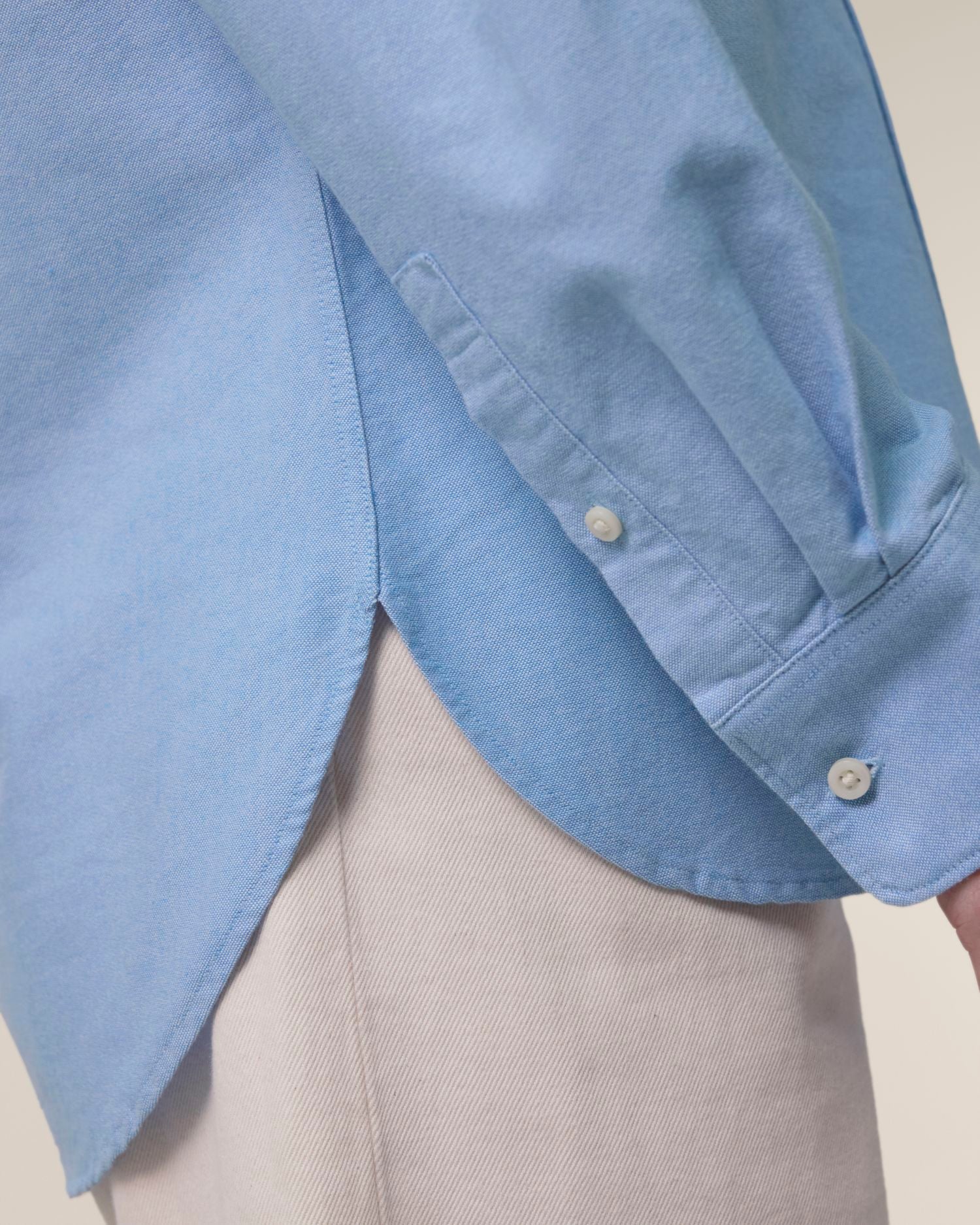 Stella Oxford Shirt - Blue Oxford - Vorderseite Detail