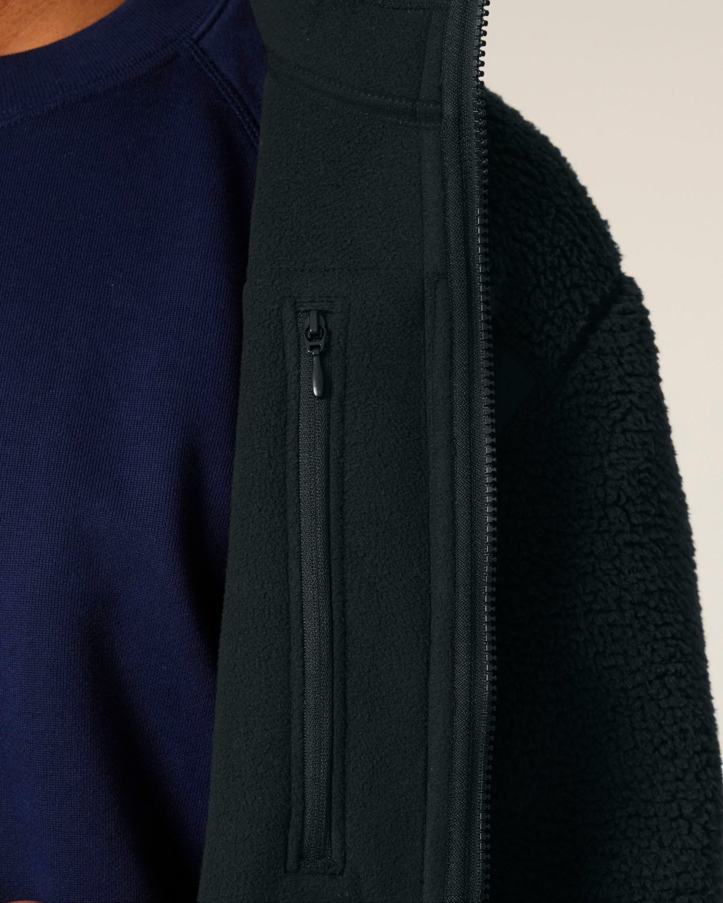 Brooker - Black - Vorderseite Detail