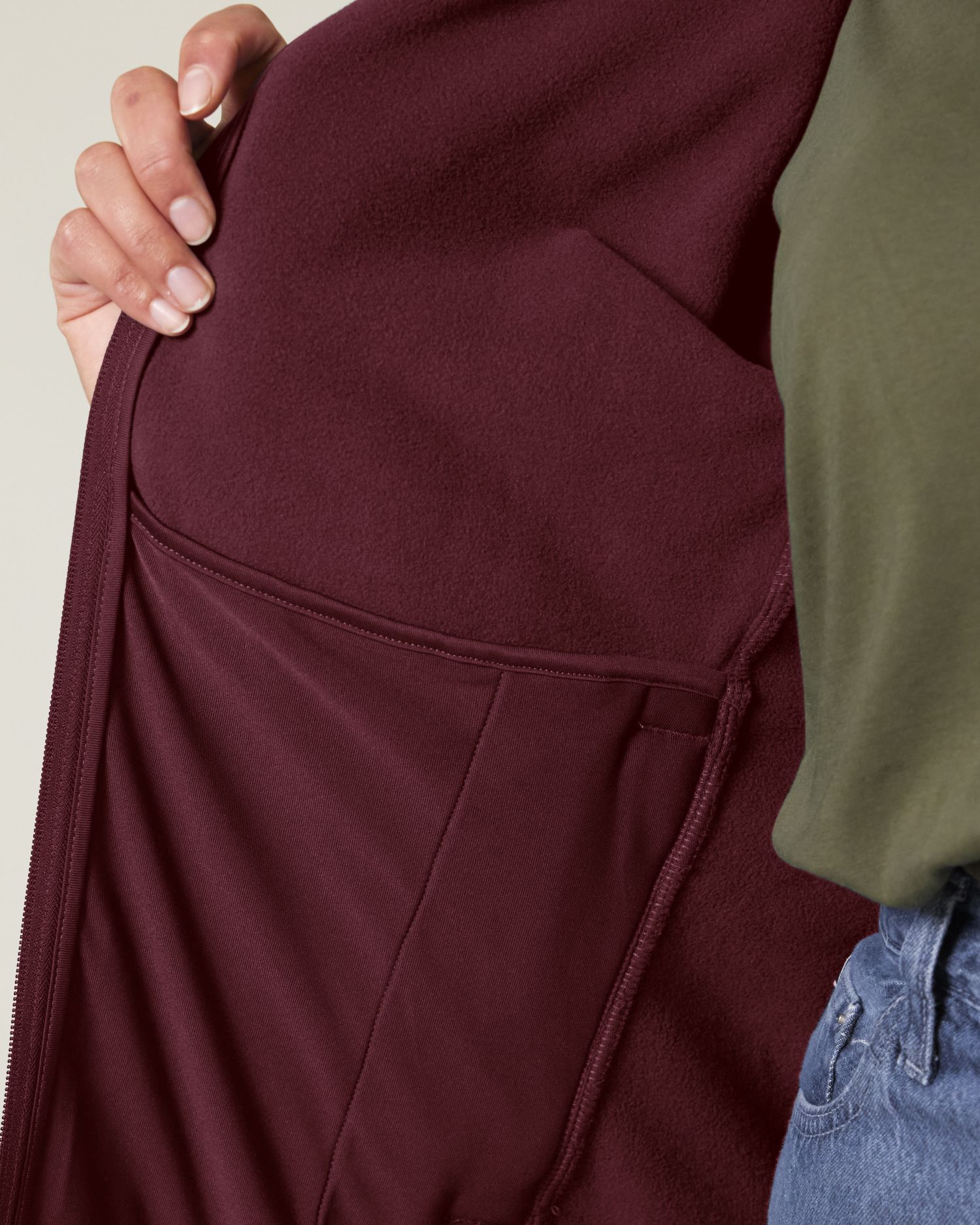 Stella Guider - Burgundy - Vorderseite Detail
