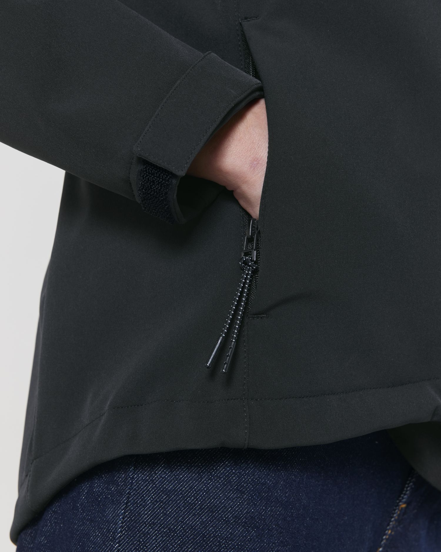 Stella Navigator - Black - Vorderseite Detail