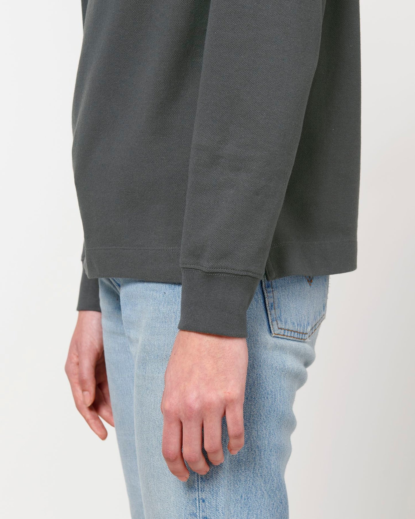 Prepster Long Sleeve - Anthracite - Vorderseite Detail