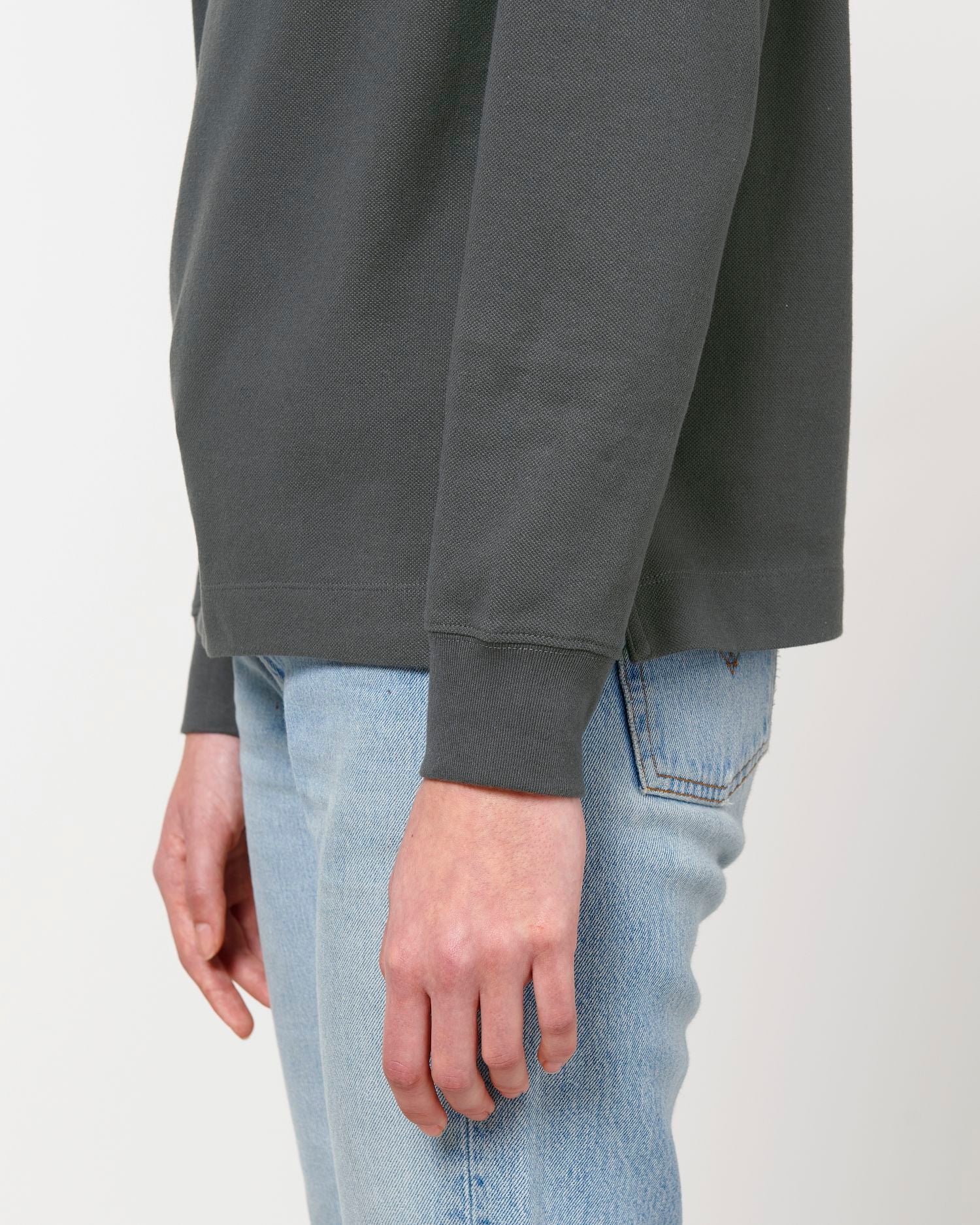 Prepster Long Sleeve - Anthracite - Vorderseite Detail