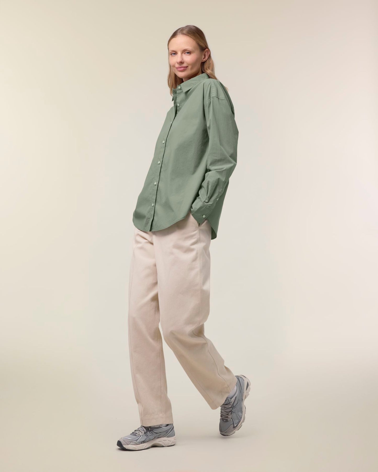 Stella Styler Shirt - Soft Khaki - Vorderseite 